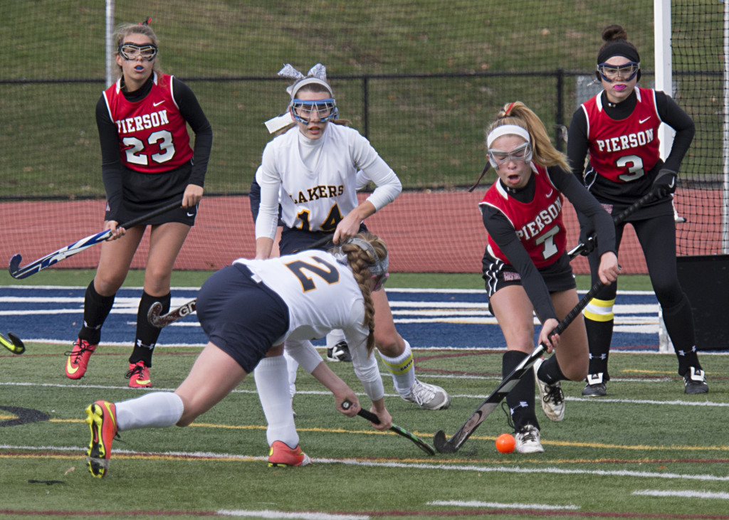 Annabelle Schroeder #23, Hollie Schleicher #7, Kerrie Vila #3